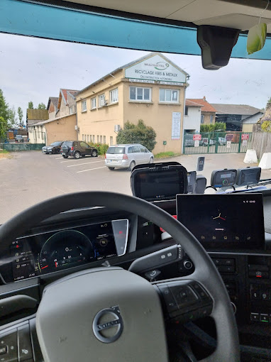 Aperçu des activités de la casse automobile MULTIMETAL située à MERY-SUR-OISE (95540)